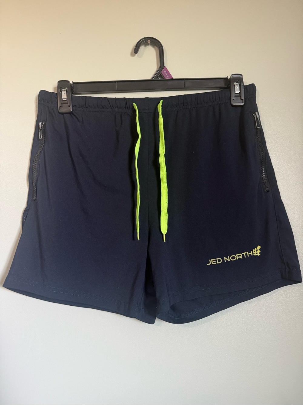 Jed North Men’s Fitted Workout Navy Shorts with Neon Lime Drawstring Size Large